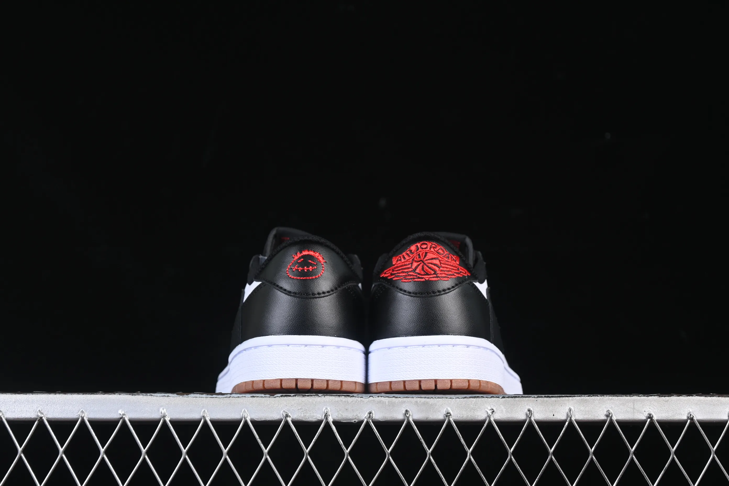 All categories Air Jordan Jordan series basketball shoes Air Jordan 1 Low Travis Scott x Air Jordan 1 Low OG AJ1 Joe 1 undercut low DZ4137-700